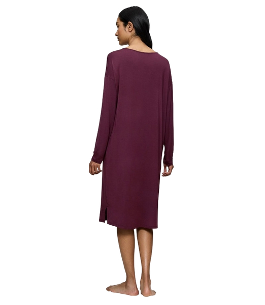 00EG_Deep Burgundy