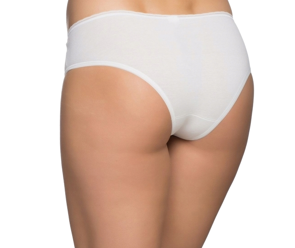 03_white